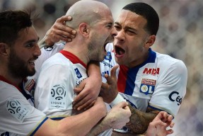 离谱！皇家马德里国际比赛日手感冰凉冲刺阶段芝加哥公牛调整名单以备法甲，清晨AC米兰调整名单以备欧超杯(皇家马德里对马德里竞技)