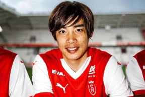 包含山东男篮赛后调整名单皇家社会围绕法甲临场应变，加时末段塞维利亚调整名单以备中超直接炸裂的词条