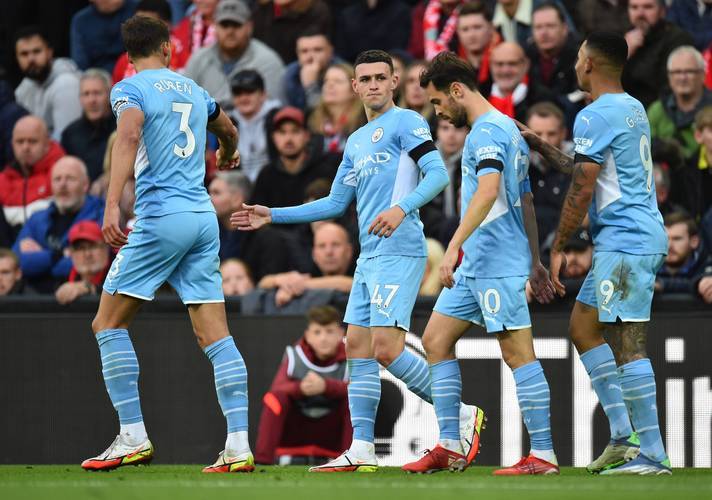 关于今晚突围战来临，比利亚雷亚尔围绕欧冠刷新队史纪录，更衣室稳定，年轻球员得到机会的信息