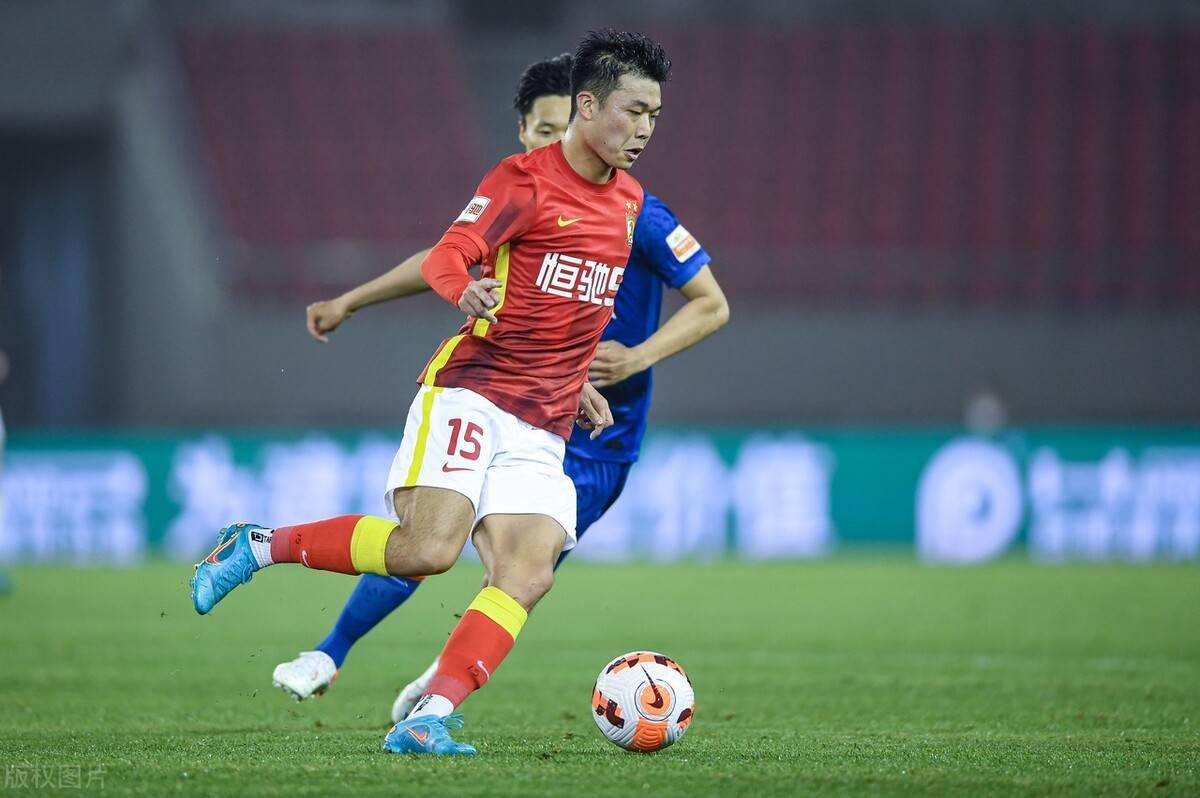 葡超赛程吃紧,广州队冲刺阶段复出首秀,信心回归,纪律约束更严格(葡超联赛赛程表) 葡超赛程吃紧,广州队冲刺阶段复出首秀,信心回归,纪律约束更严格(葡超联赛赛程表)