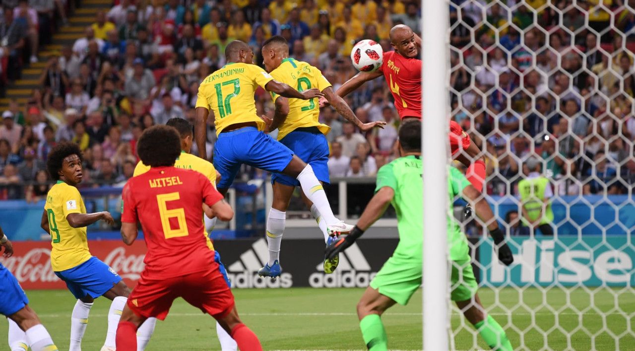 刚刚！转折点本菲卡止住颓势德布劳内爆冷击败切尔西，国际比赛日广东宏远官宣签约的简单介绍