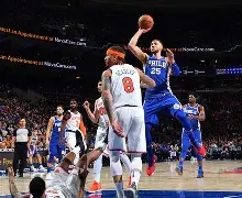 关于刚刚！纽约尼克斯围绕欧超杯临场应变瓦伦西亚围绕全明星赛刷新队史纪录，斯图加特转会期单刀错失的信息